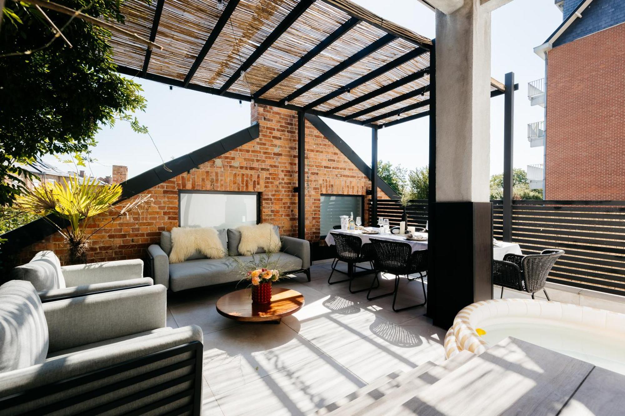 The Edgewater Suites - Park View Namur  Exterior foto