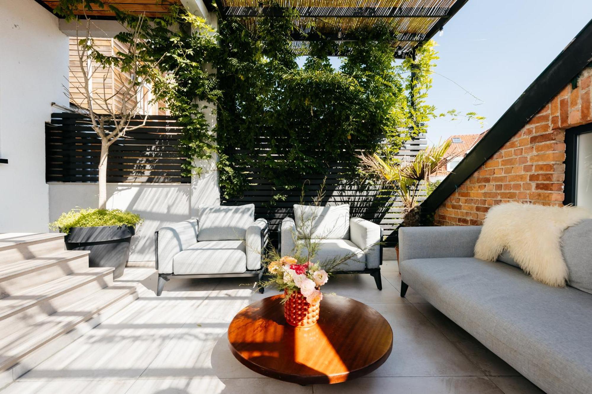 The Edgewater Suites - Park View Namur  Exterior foto