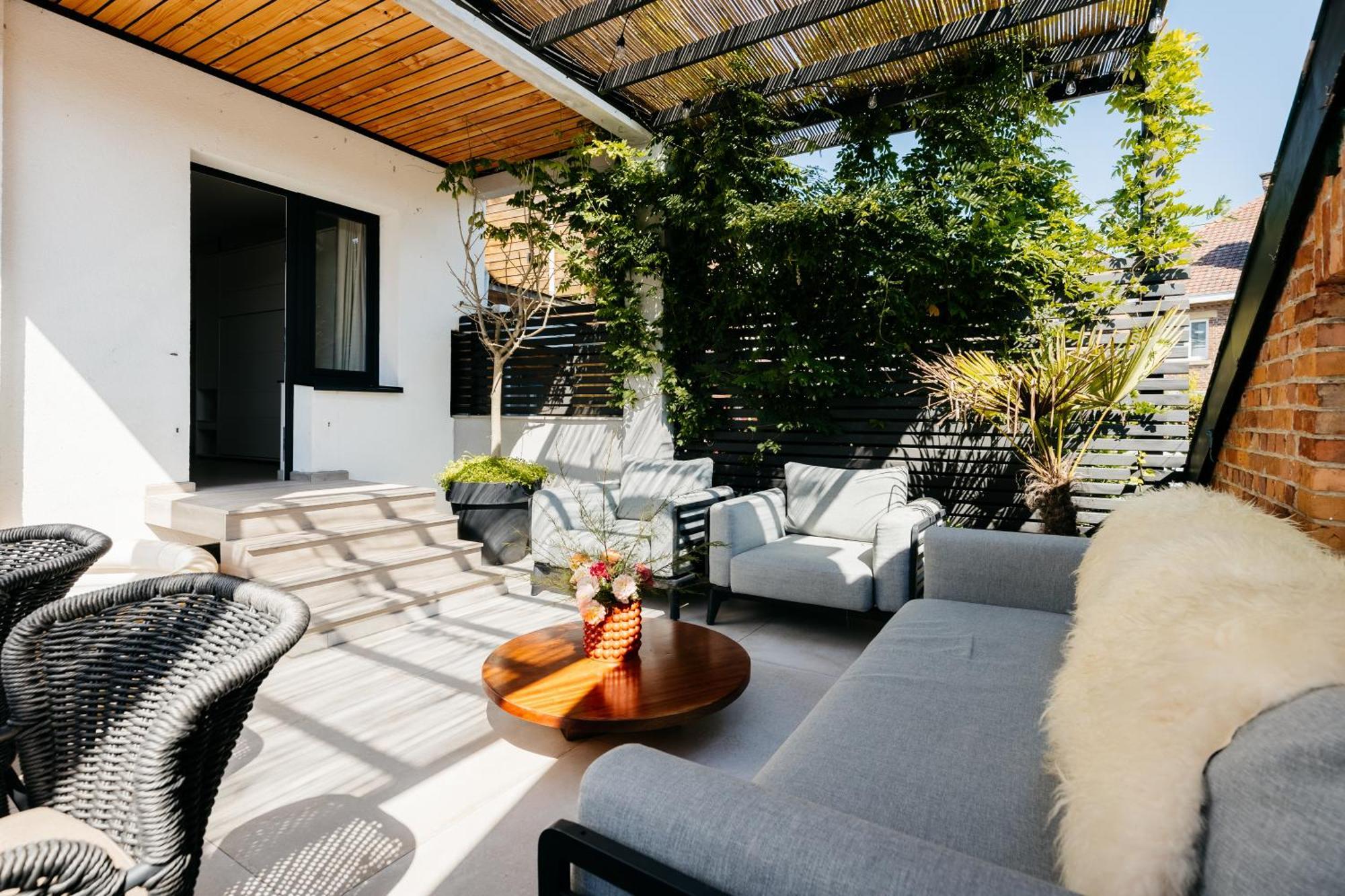 The Edgewater Suites - Park View Namur  Exterior foto